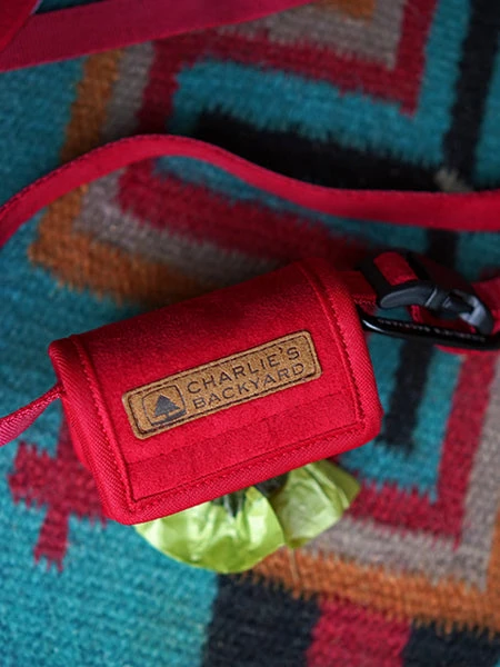 Distributeur De Sacs Ă Crottes Pour Chien - Rouge - Charlie's Backyard â Image 3