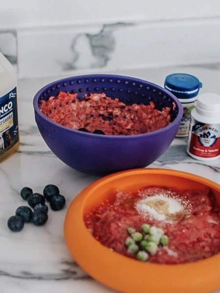 Bol D'enrichissement Et De Léchage LickiMat Wobble - Violet – Image 4